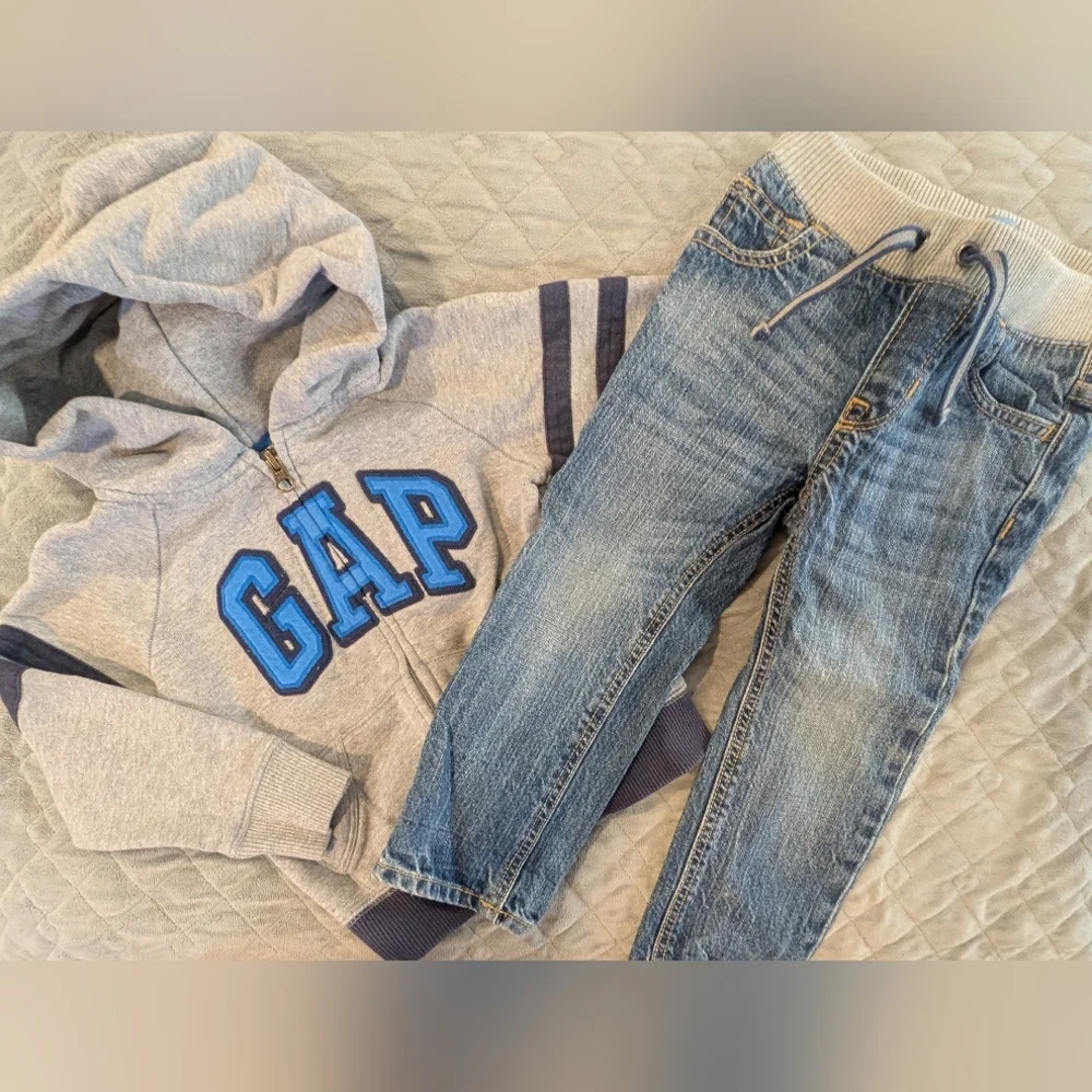 GAP 3T Gray Hoodie and Blue Jeans Set